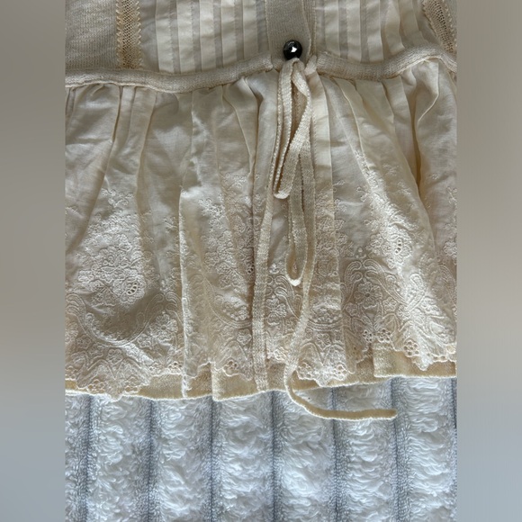 Ivory Cardigan Anthropologie - Picture 6 of 10